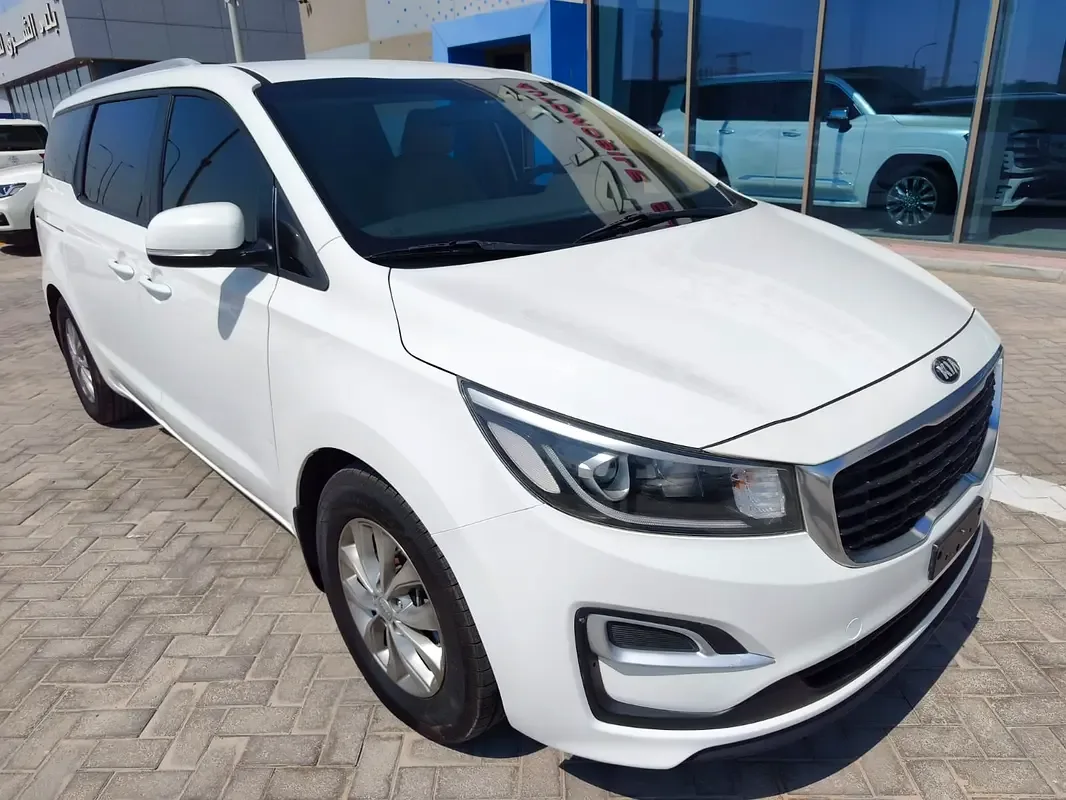 Kia Carnival 3.5 AT (249 hp) - 3
