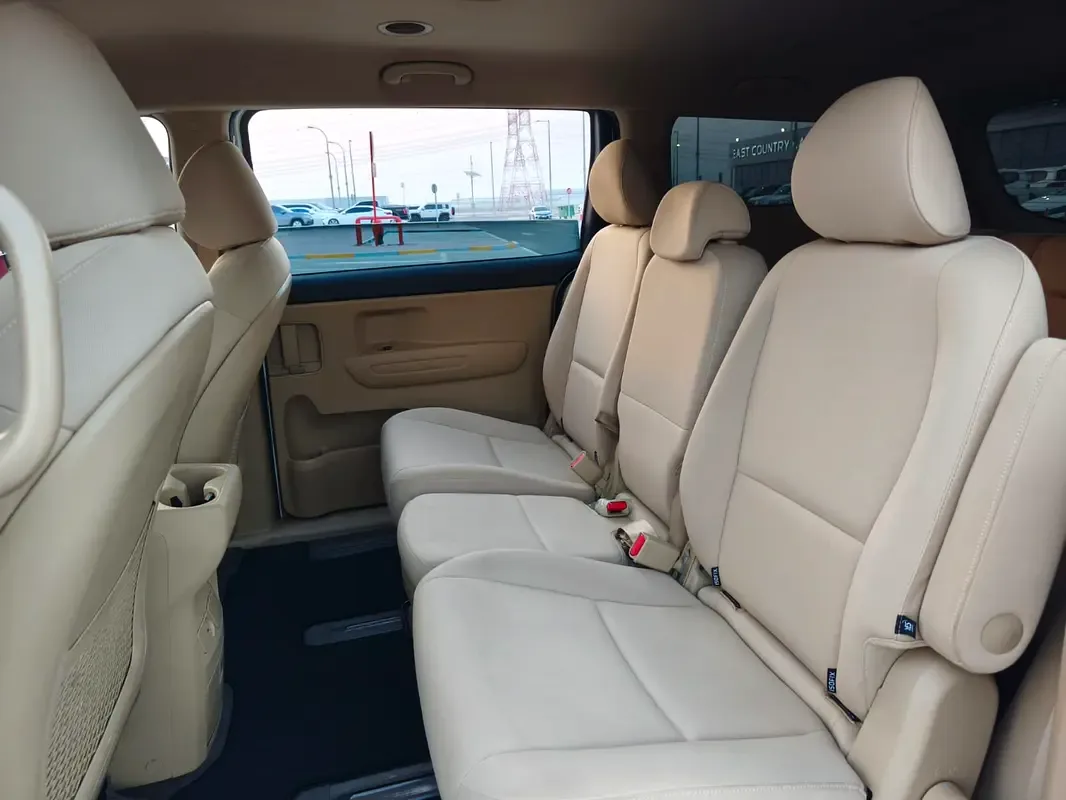 Kia Carnival 3.5 AT (249 hp) - 16