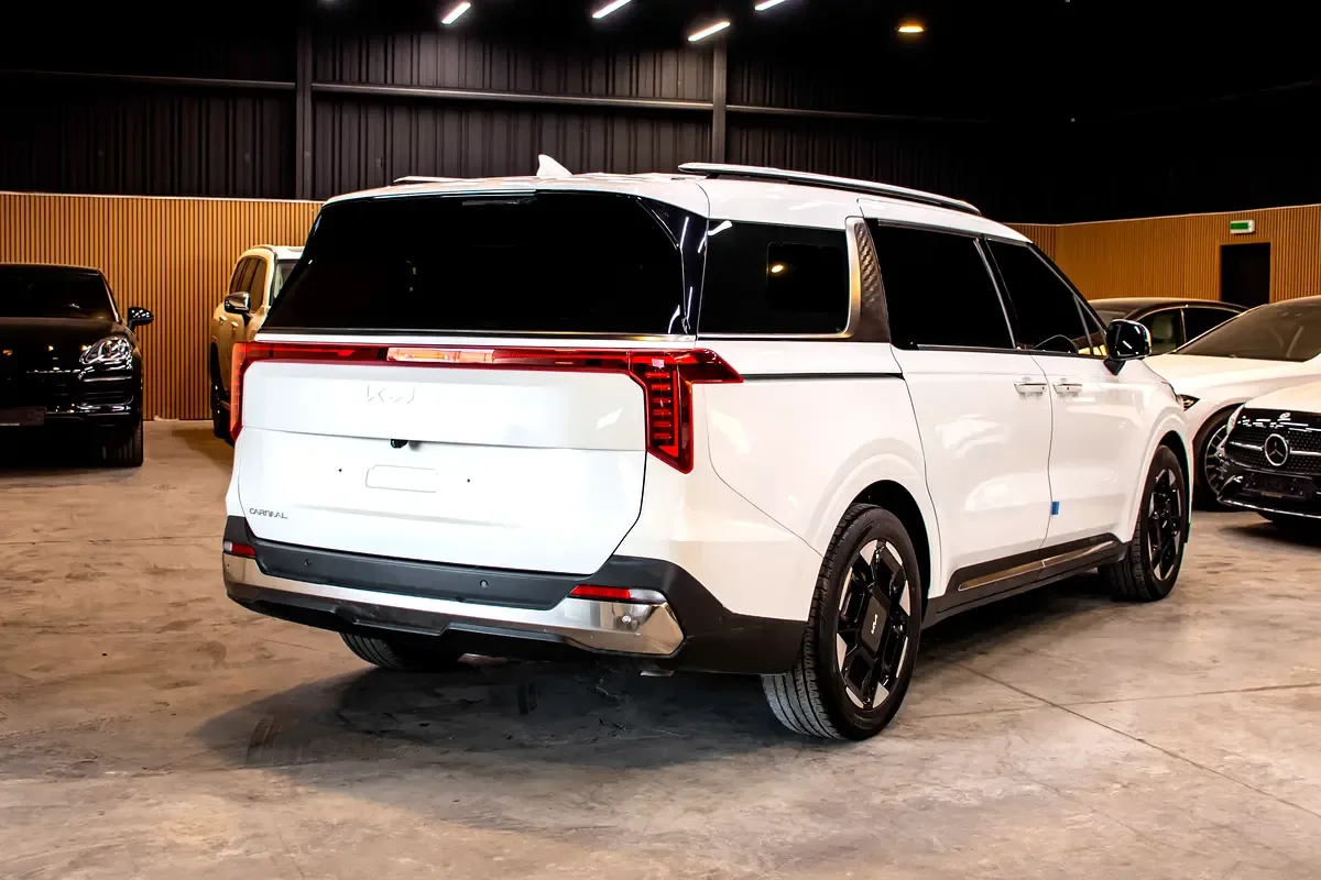 Kia Carnival 3.5 AT (249 hp) - 7