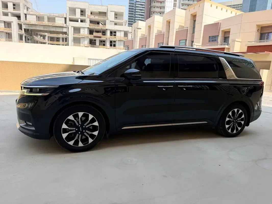 Kia Carnival 3.5 AT (249 حصان) - 11