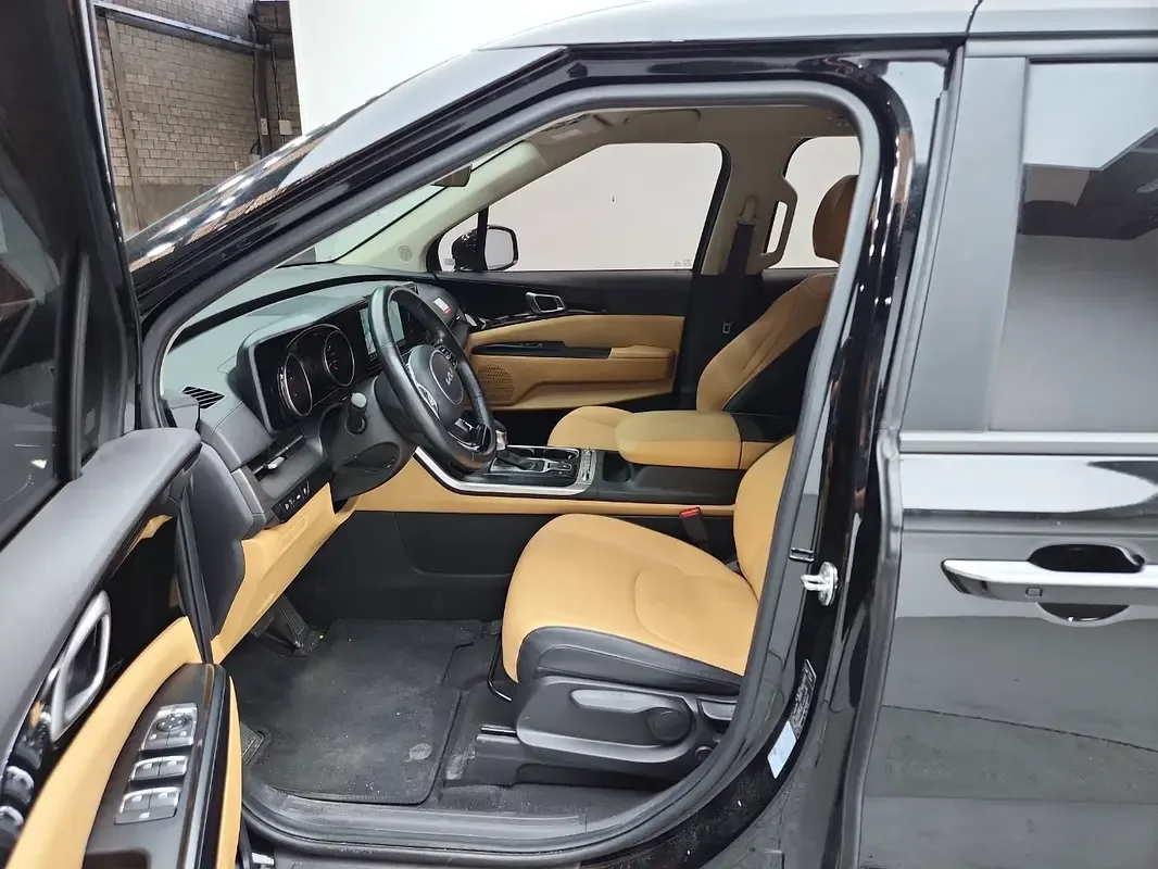 Kia Carnival 3.5 AT (249 حصان) - 17