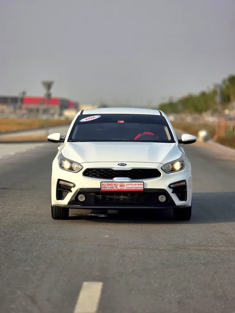 Kia Cerato 1.6 AT (130 حصان) - 2