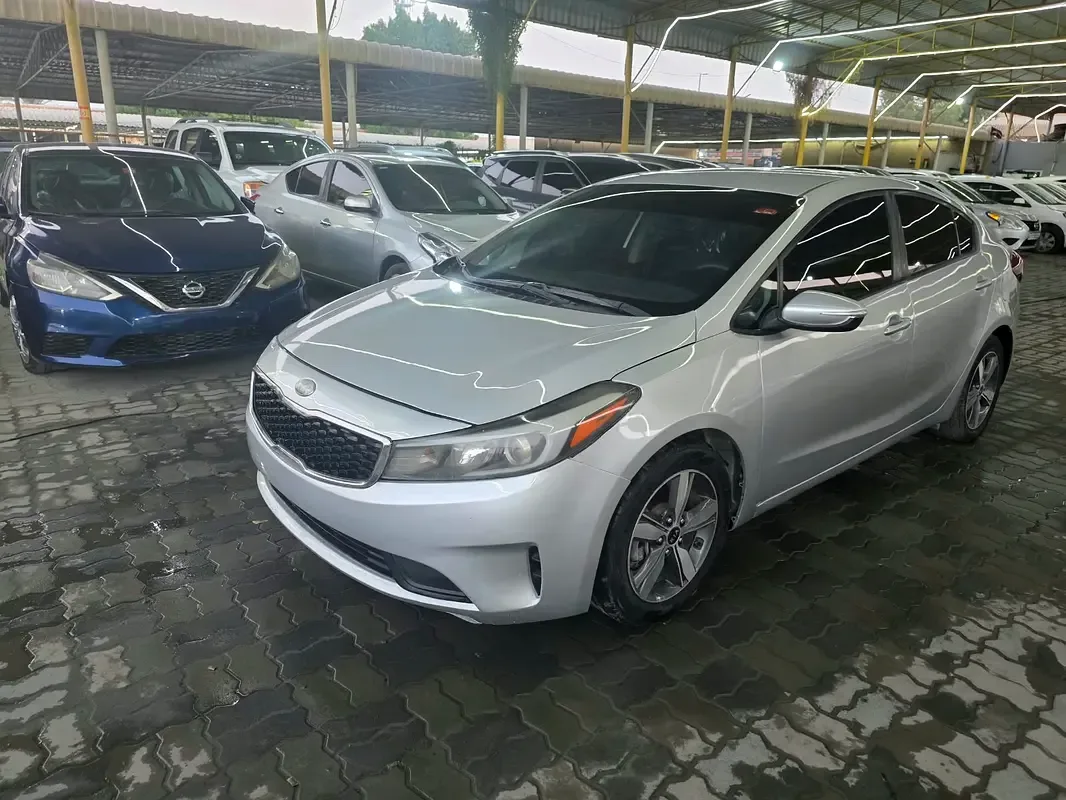 Kia Forte 1.6 AMT (201 hp) - 3