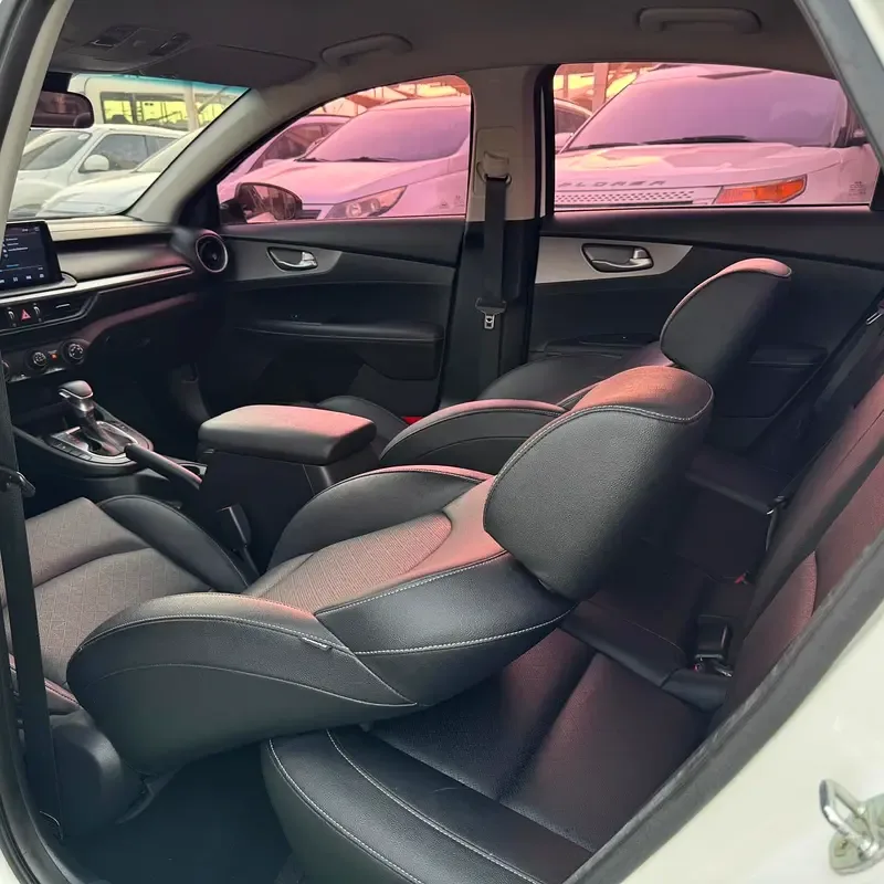 Kia K3 1.5 CVT (116 hp) - 16