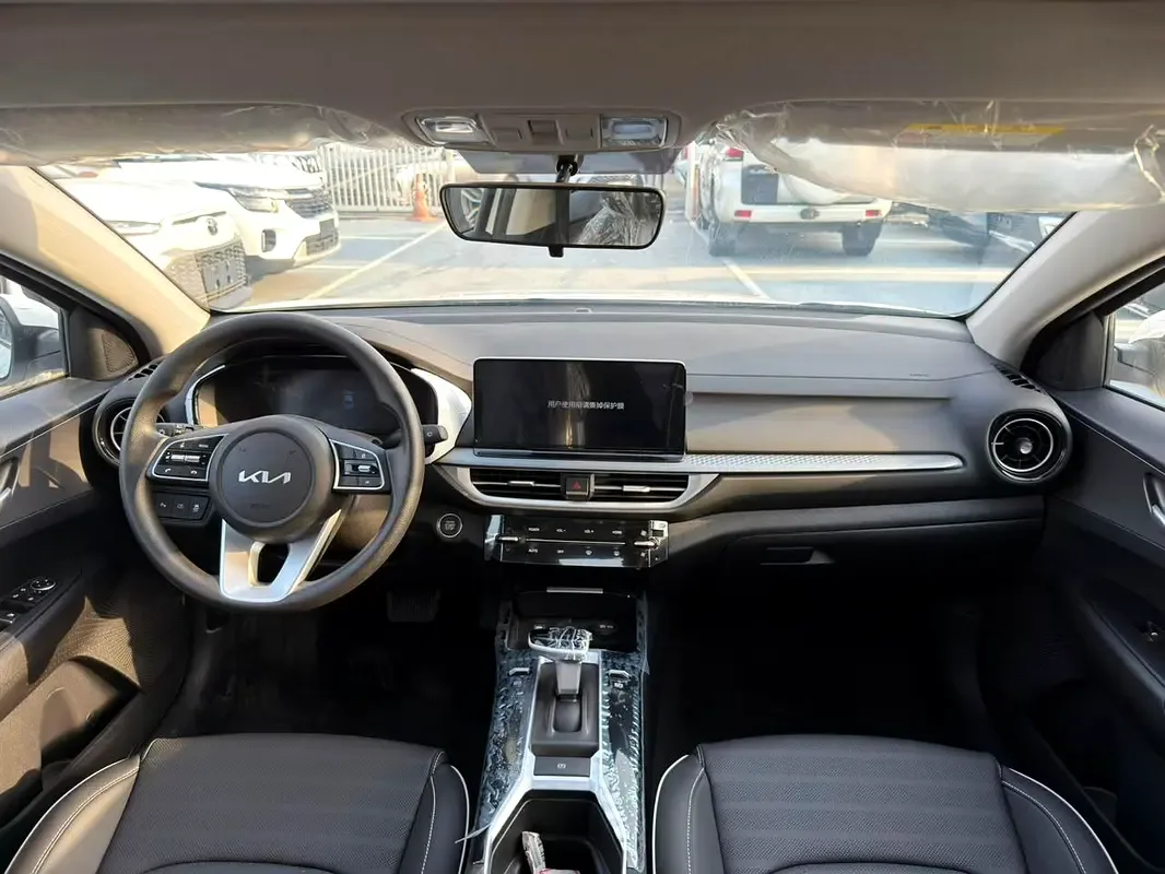 Kia K3 1.5 CVT (116 حصان) - 14