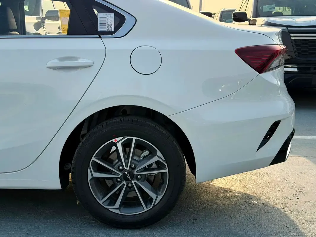 Kia K3 1.5 CVT (116 حصان) - 13