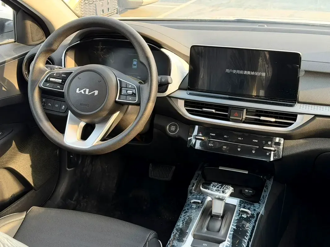 Kia K3 1.5 CVT (116 حصان) - 16