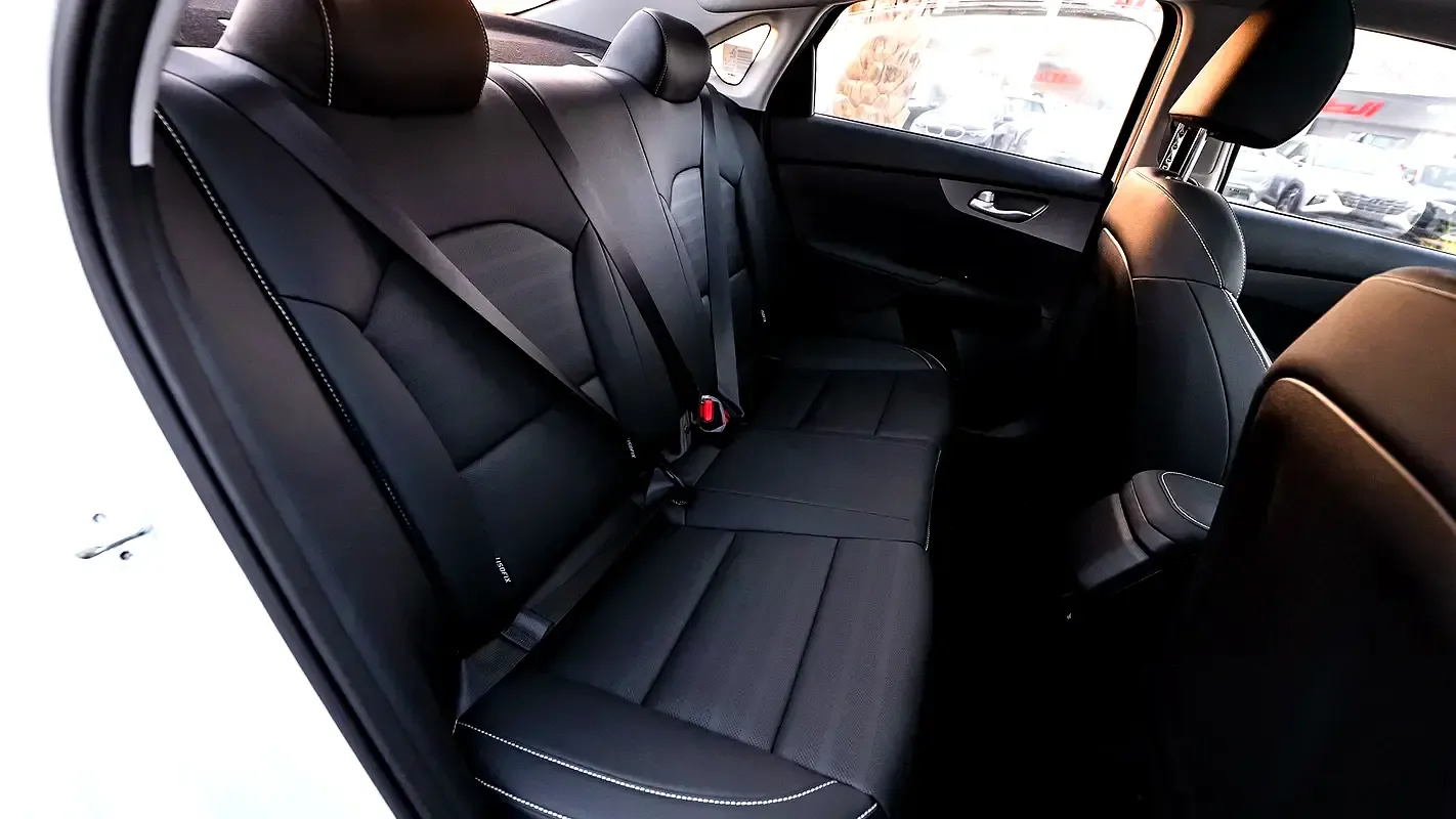 Kia K3 1.5 CVT (116 حصان) - 19