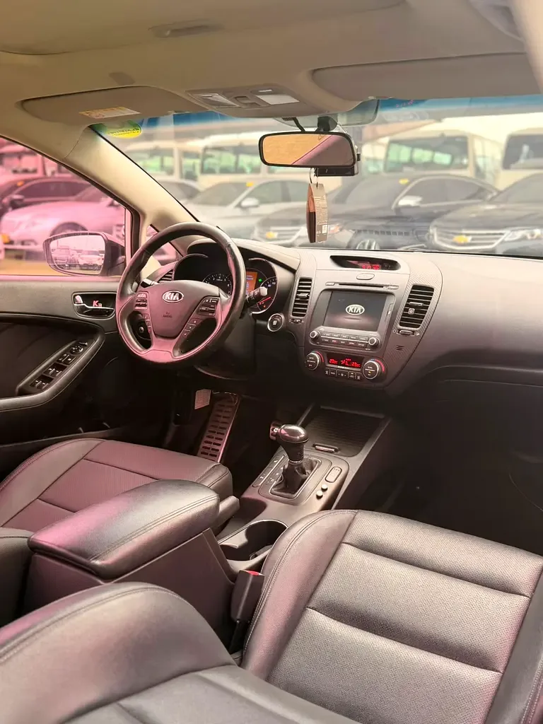 Kia K3 1.6 AT (140 حصان) - 10