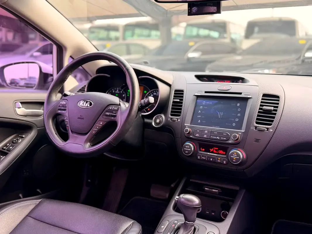 Kia K3 1.6 AT (140 hp) - 12