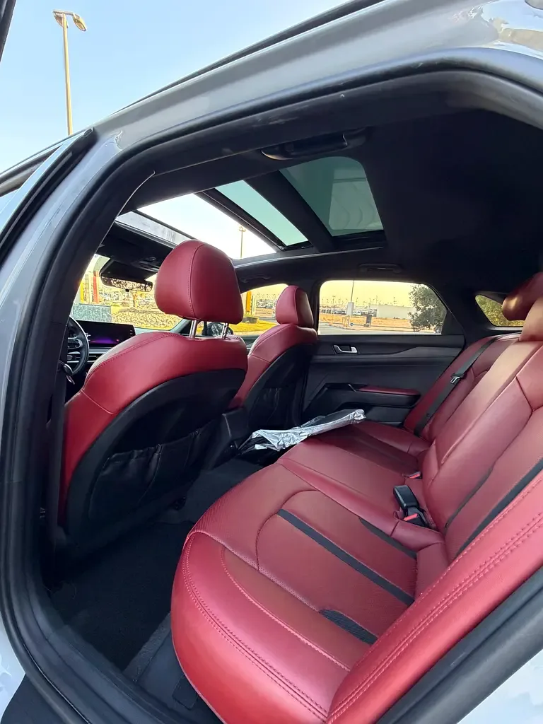 Kia K5 2.0 AT (240 حصان) - 10