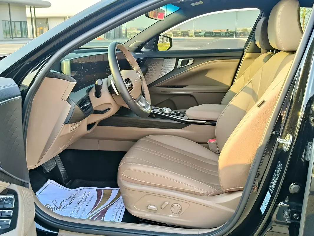 Kia K8 2.5 AT (198 hp) - 7