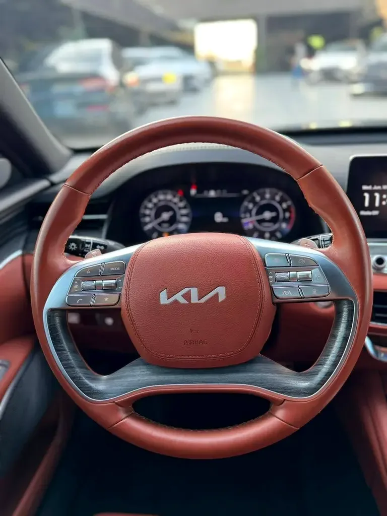 Kia K9 3.8 AT (315 hp) - 9