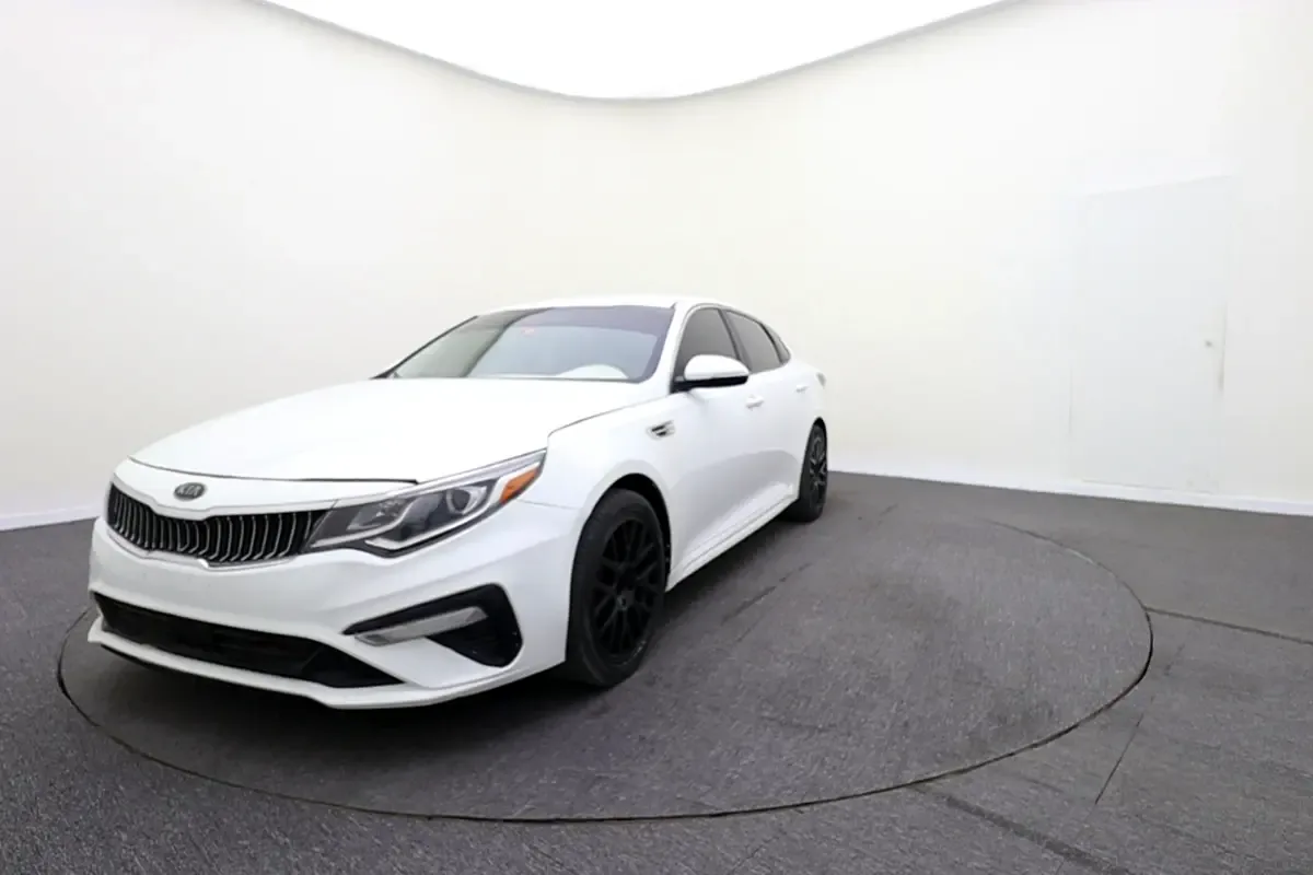 Kia Optima 2.0 AT (150 hp)