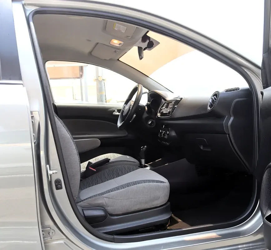 Kia Pegas 1.4 AT (95 حصان) - 8