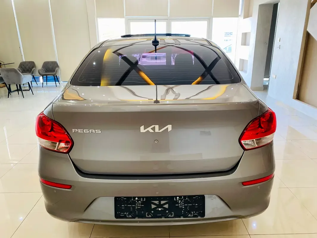 Kia Pegas 1.4 AT (95 حصان) - 12
