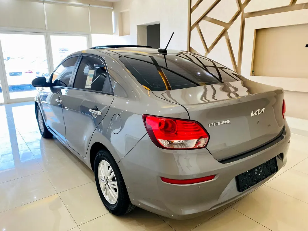 Kia Pegas 1.4 AT (95 حصان) - 10