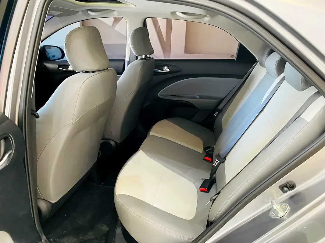 Kia Pegas 1.4 AT (95 حصان) - 15