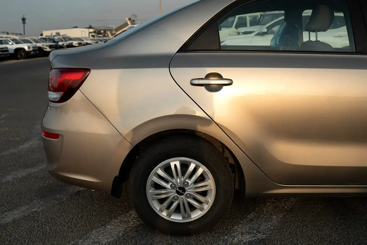 Kia Pegas 1.4 AT (95 حصان) - 5