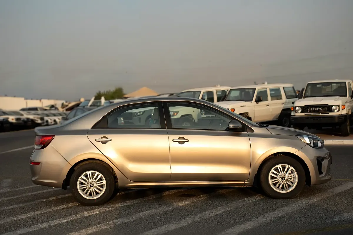 Kia Pegas 1.4 AT (95 حصان) - 4