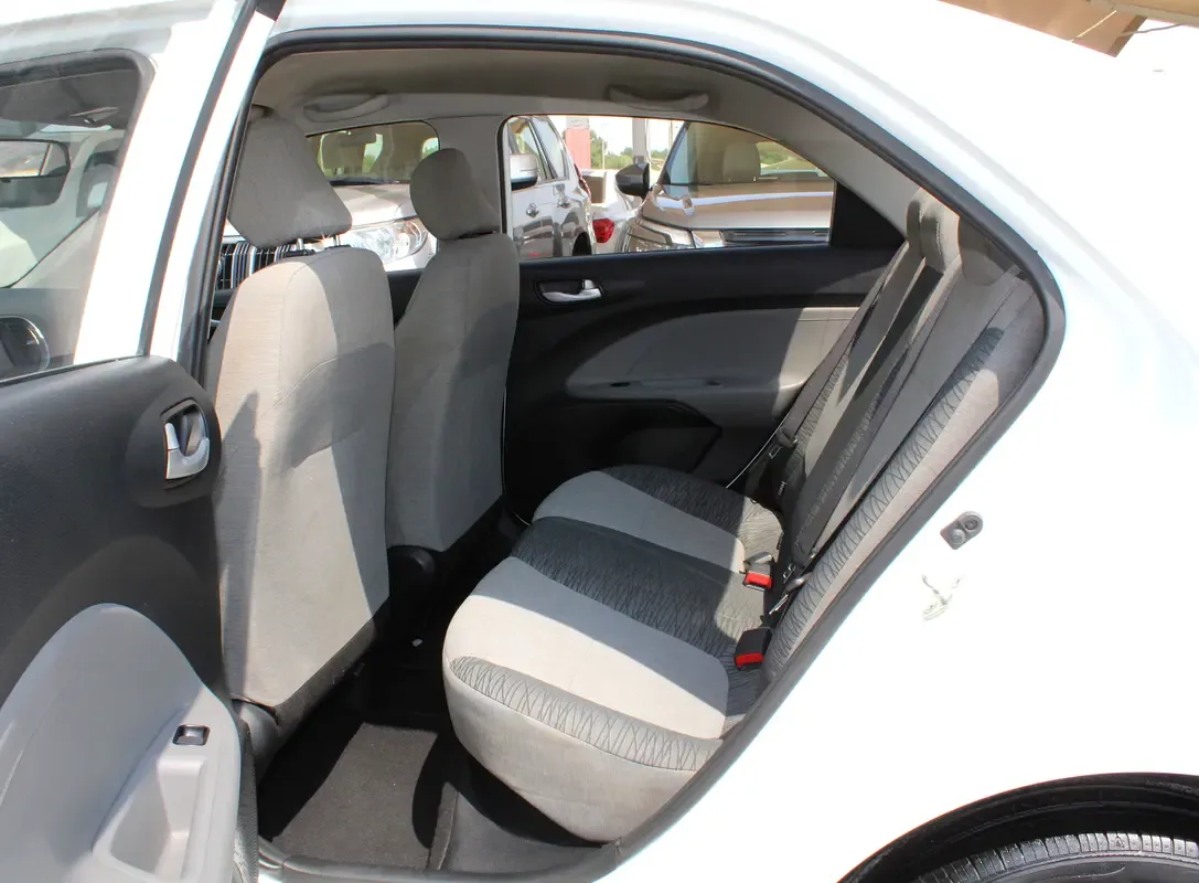 Kia Pegas 1.4 AT (95 hp) - 9