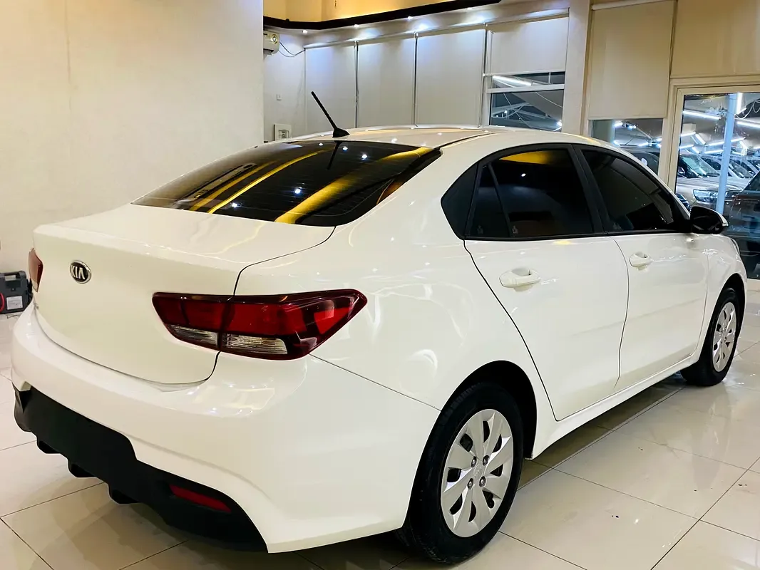 Kia Rio 1.4 AT (100 حصان) - 3