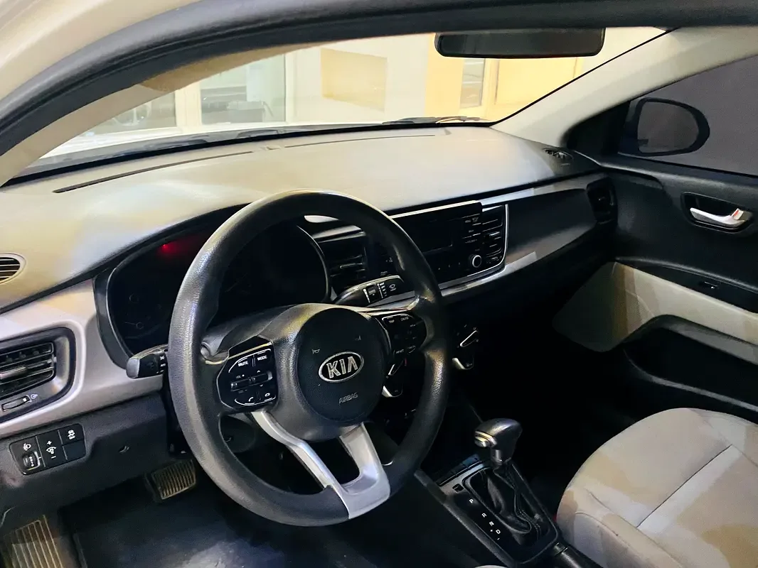 Kia Rio 1.4 AT (100 حصان) - 9