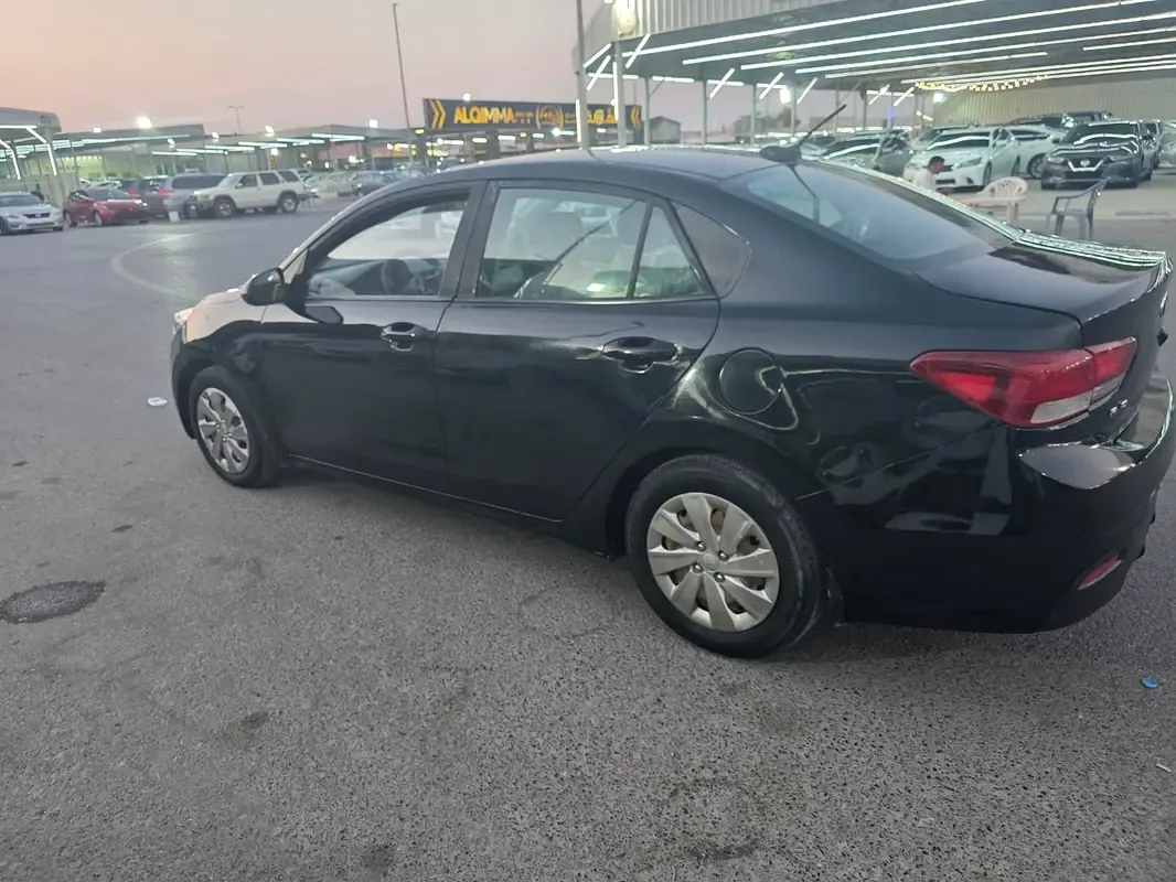 Kia Rio 1.4 AT (100 حصان) - 5