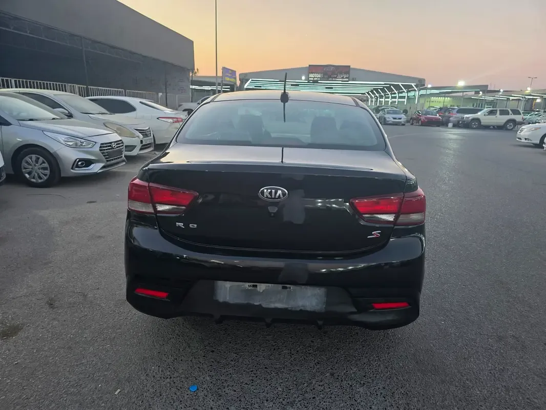 Kia Rio 1.4 AT (100 حصان) - 9