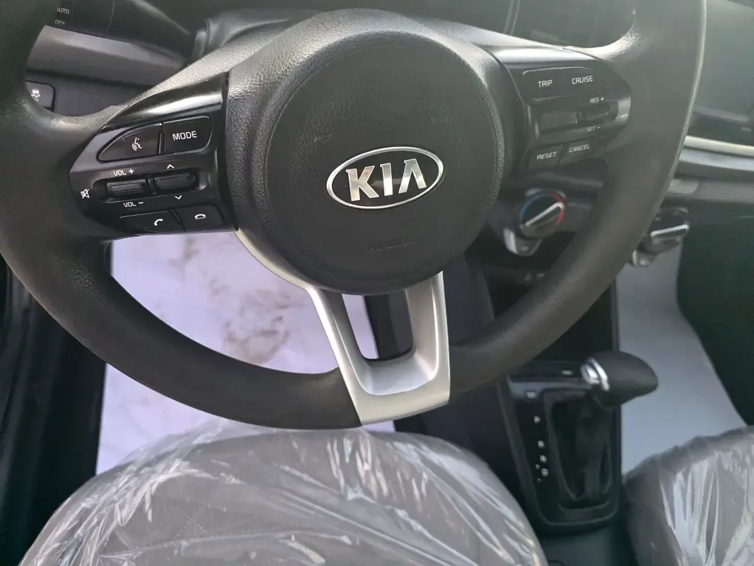 Kia Rio 1.4 AT (100 حصان) - 15