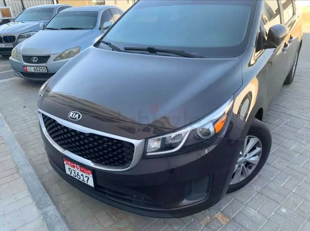 Kia Sedona 3.3 (266 hp) MPI