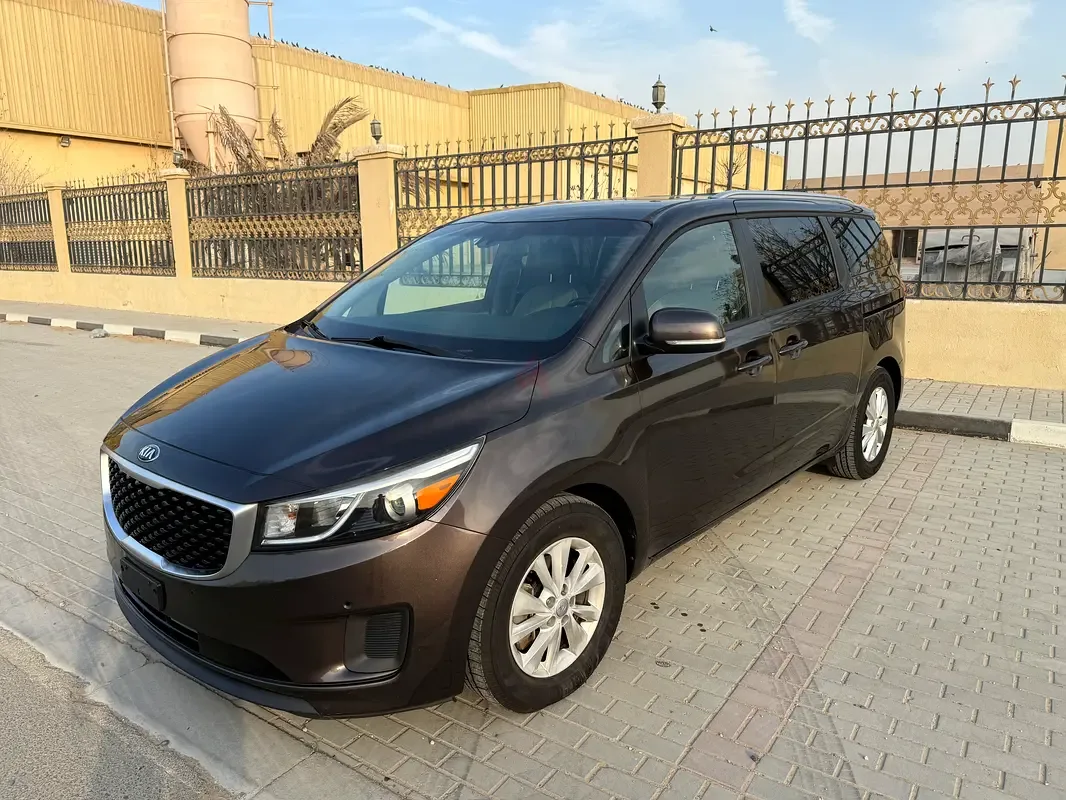 Kia Sedona 3.3 AT (276 hp)