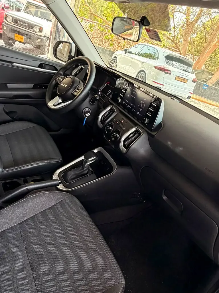 Kia Sonet 1.5 CVT (115 حصان) - 9
