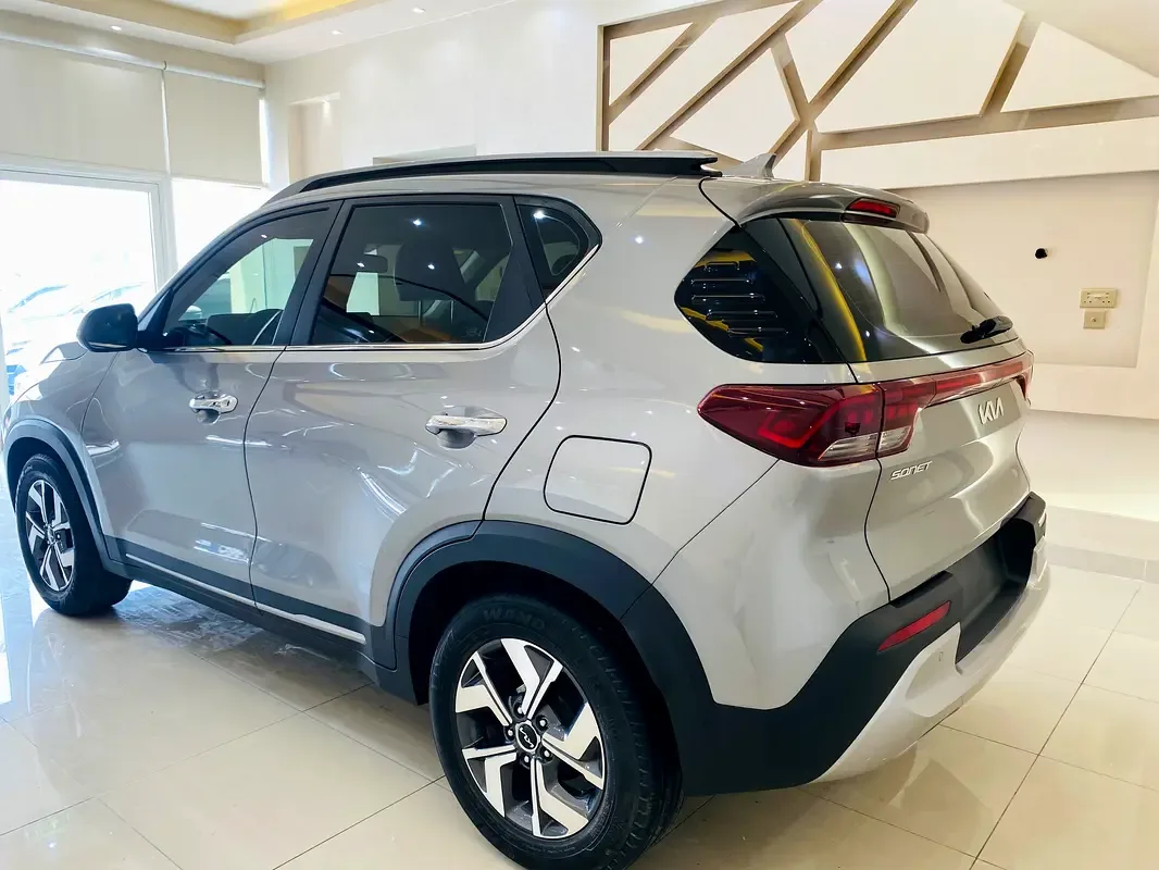 Kia Sonet 1.5 CVT (115 حصان) - 6