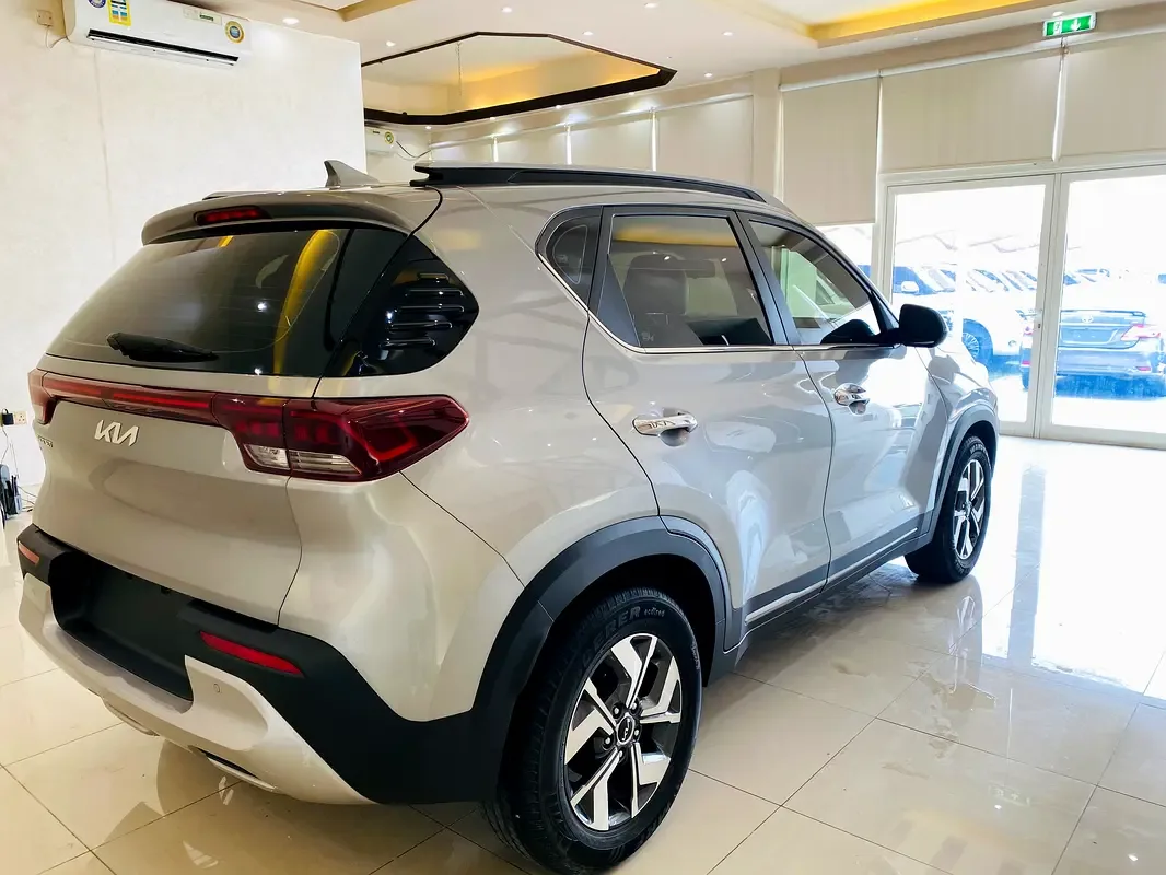 Kia Sonet 1.5 CVT (115 حصان) - 11