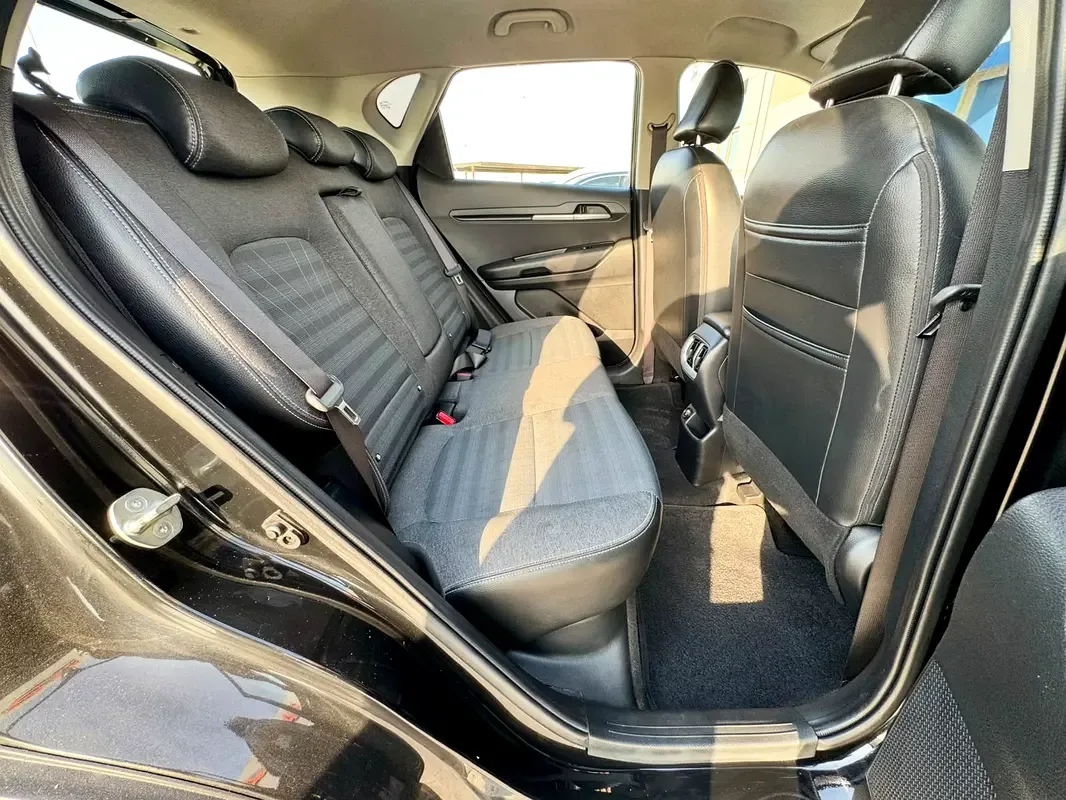 Kia Sonet 1.5 CVT (115 hp) - 11