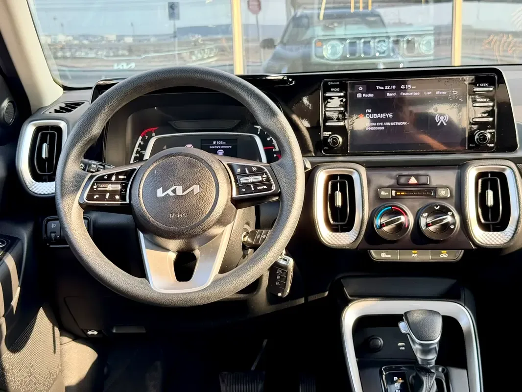 Kia Sonet 1.5 CVT (115 hp) - 13