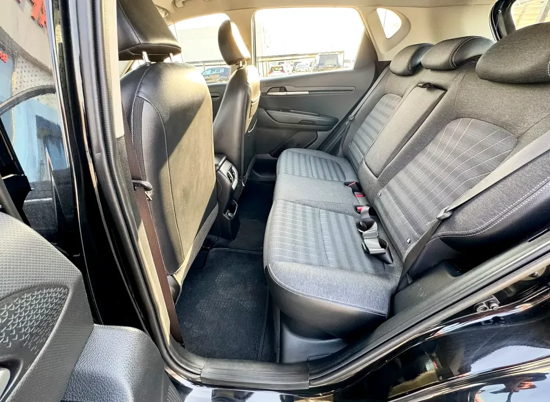Kia Sonet 1.5 CVT (115 hp) - 12