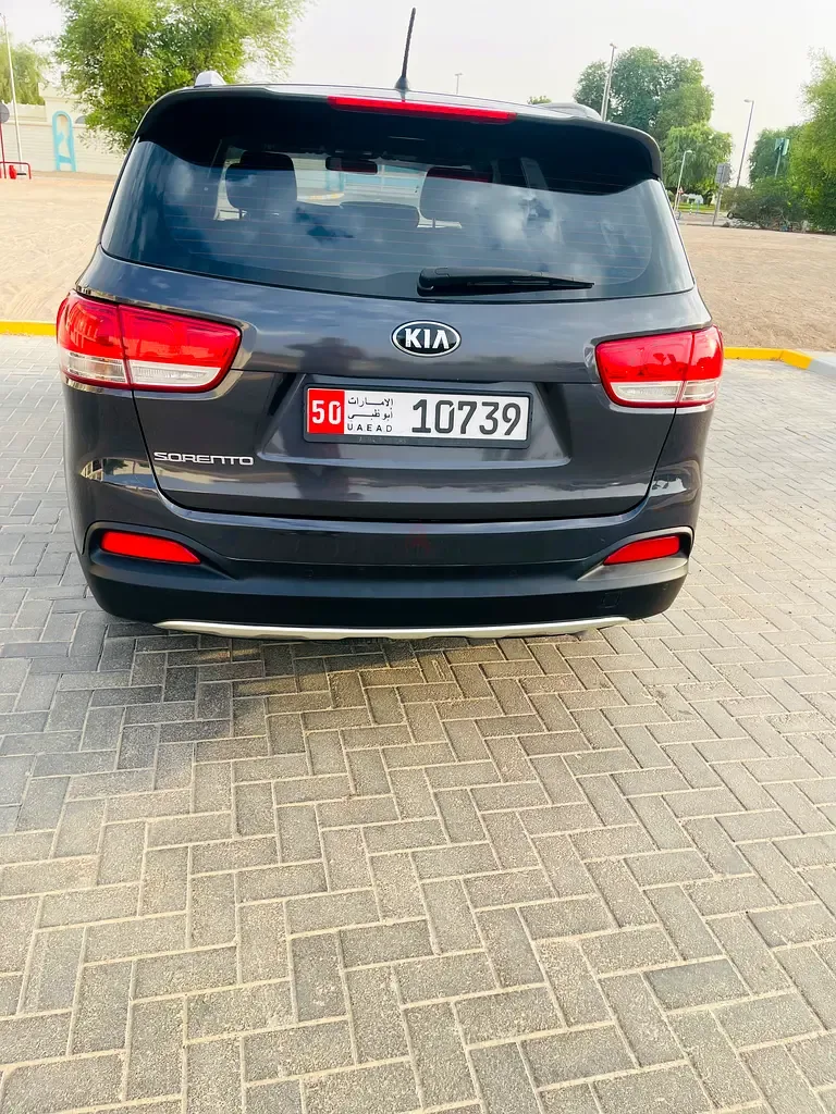 Kia Sorento 2.0 AT (240 حصان) - 7