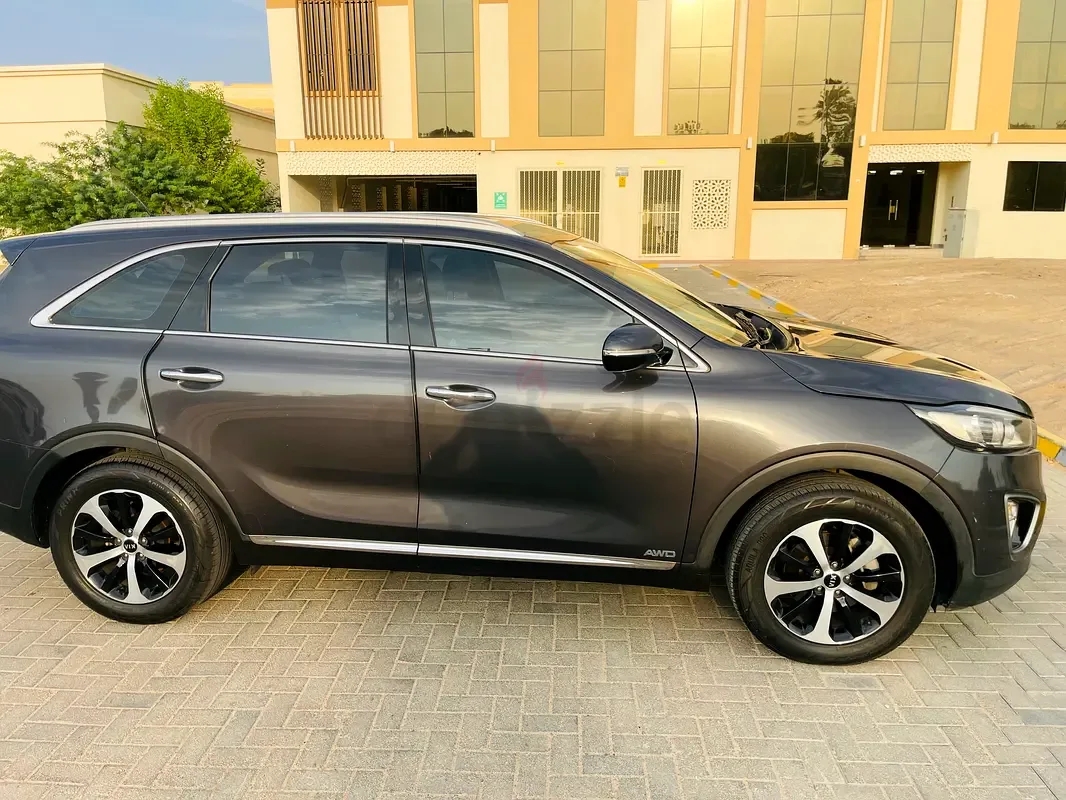 Kia Sorento 2.0 AT (240 حصان) - 6