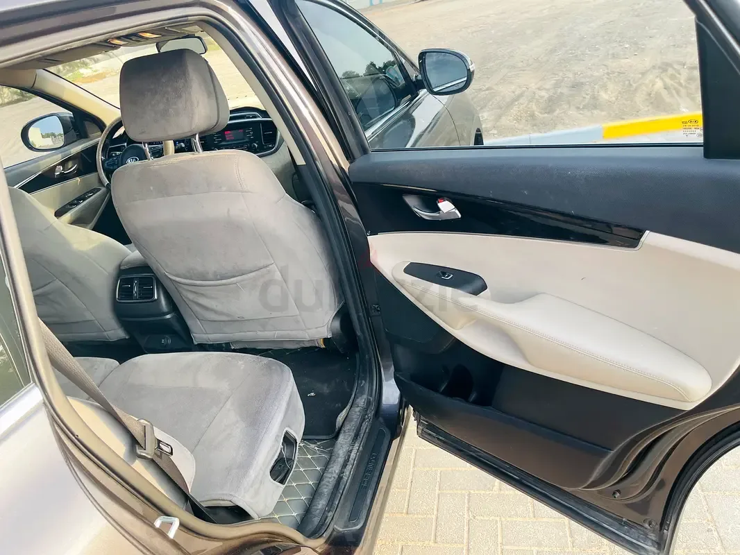 Kia Sorento 2.0 AT (240 حصان) - 12