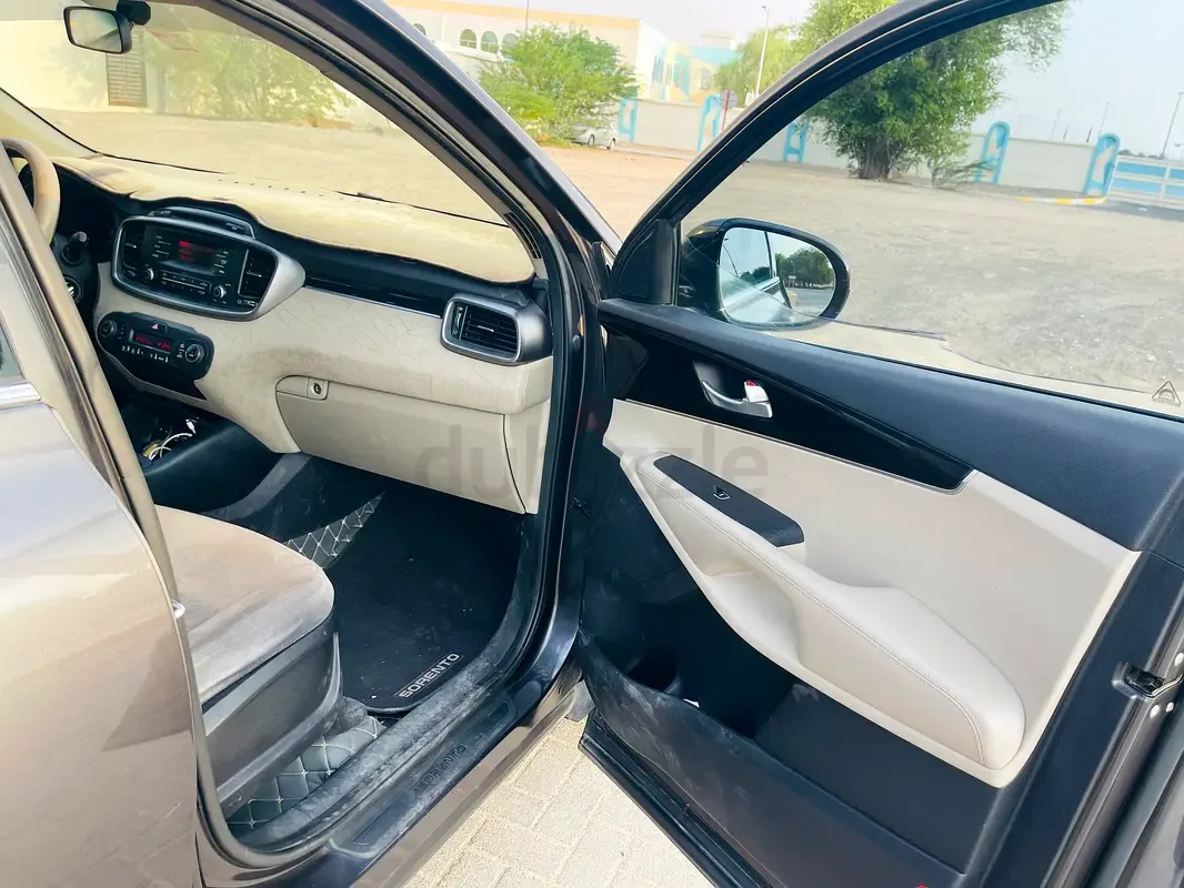Kia Sorento 2.0 AT (240 حصان) - 11