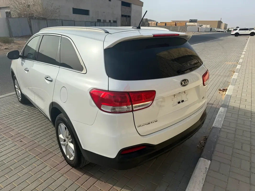 Kia Sorento 2.4 AT (175 حصان) - 3