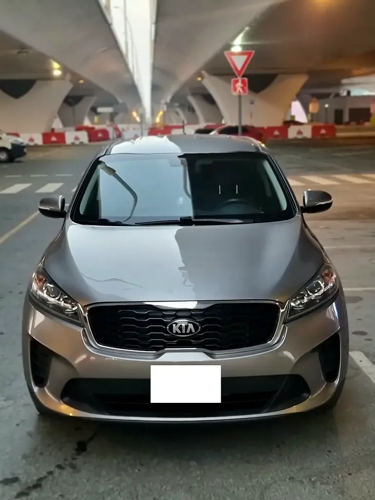 Kia Sorento 2.4 AT AWD (175 حصان) - 2