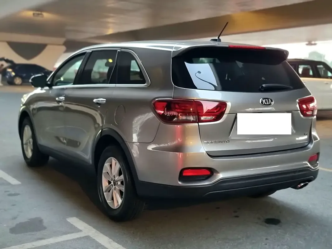 Kia Sorento 2.4 AT AWD (175 حصان) - 7
