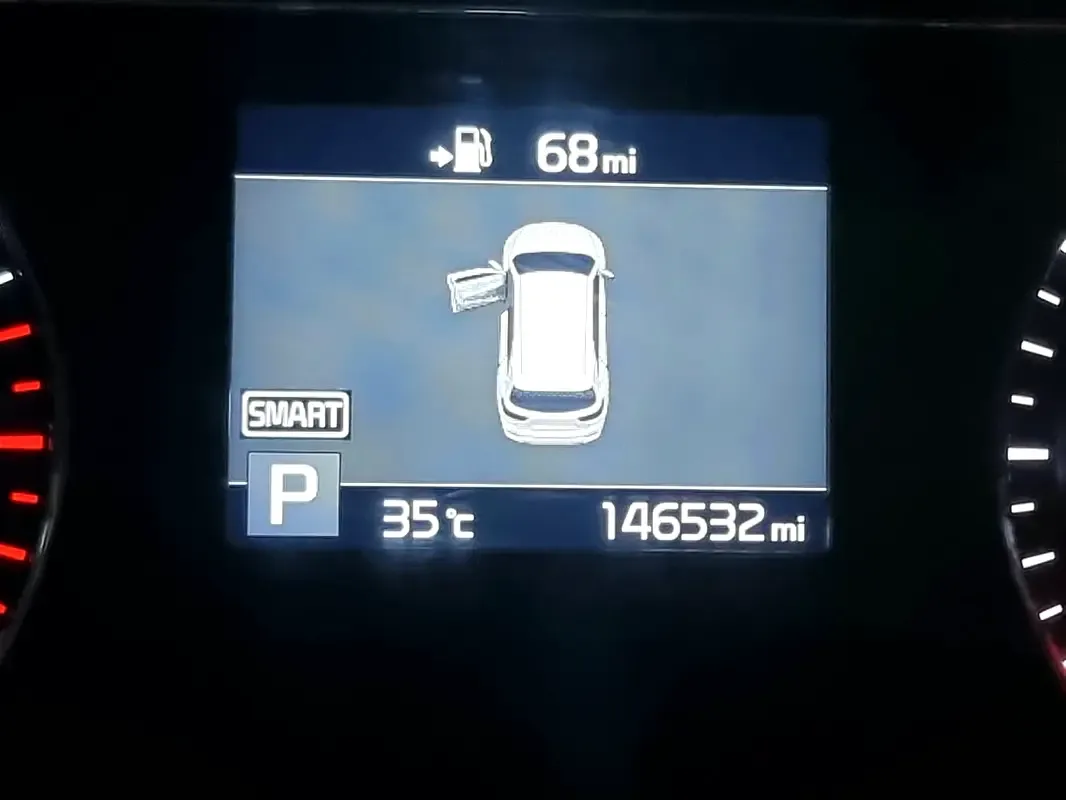 Kia Sorento 2.4 AT AWD (175 حصان) - 17
