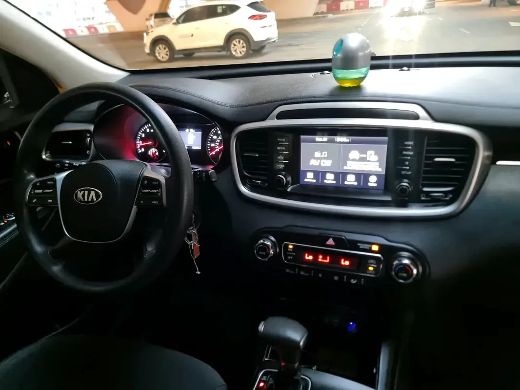 Kia Sorento 2.4 AT AWD (175 حصان) - 18