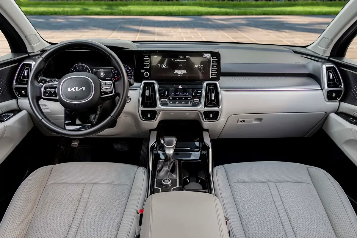 Kia Sorento 2.5 AT (179 hp) - 8