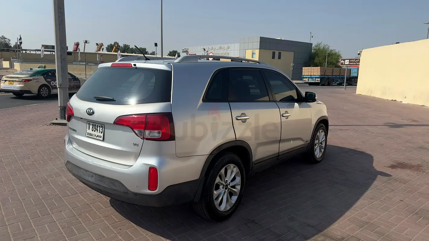 Kia Sorento 3.5 AT (280 حصان) - 4