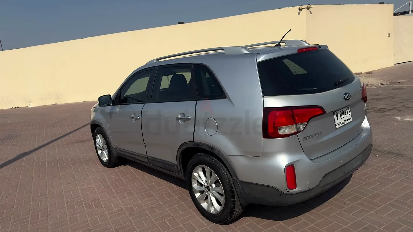 Kia Sorento 3.5 AT (280 حصان) - 10